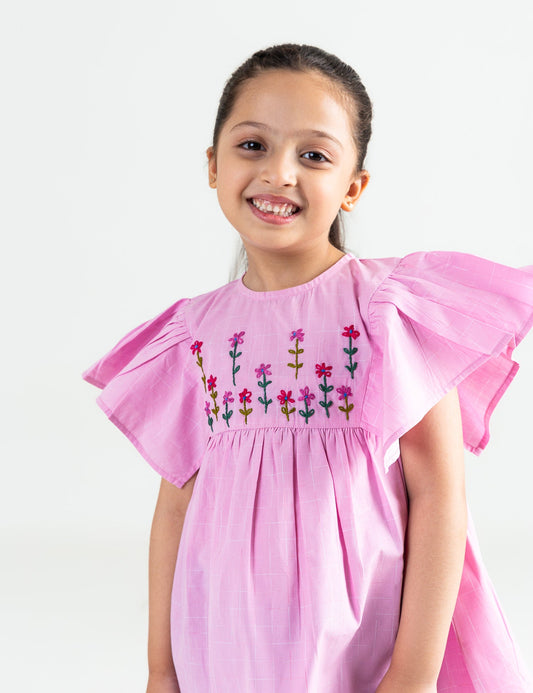 FLORAL EMBROIDERED TOP