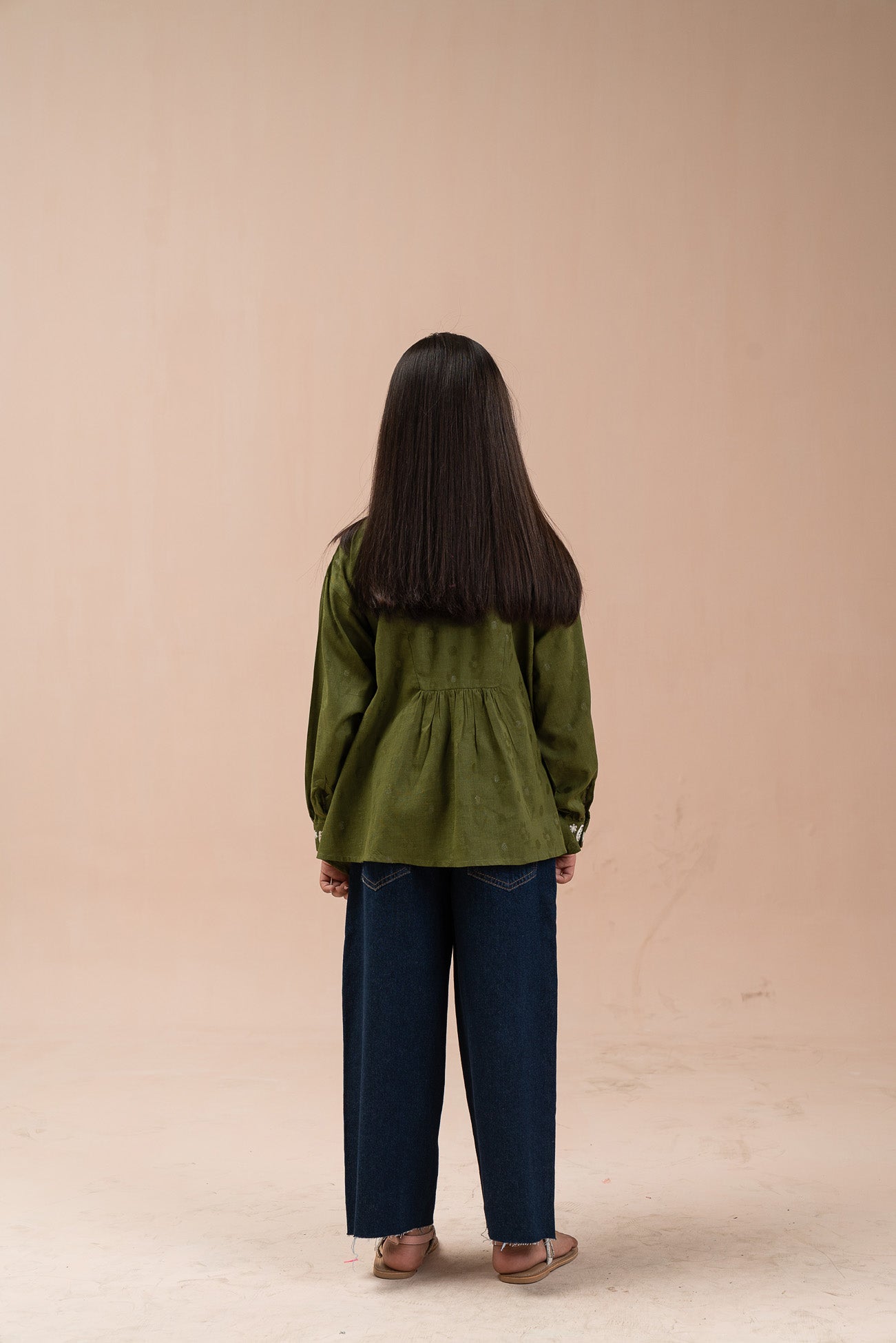 EMBROIDERED TOP