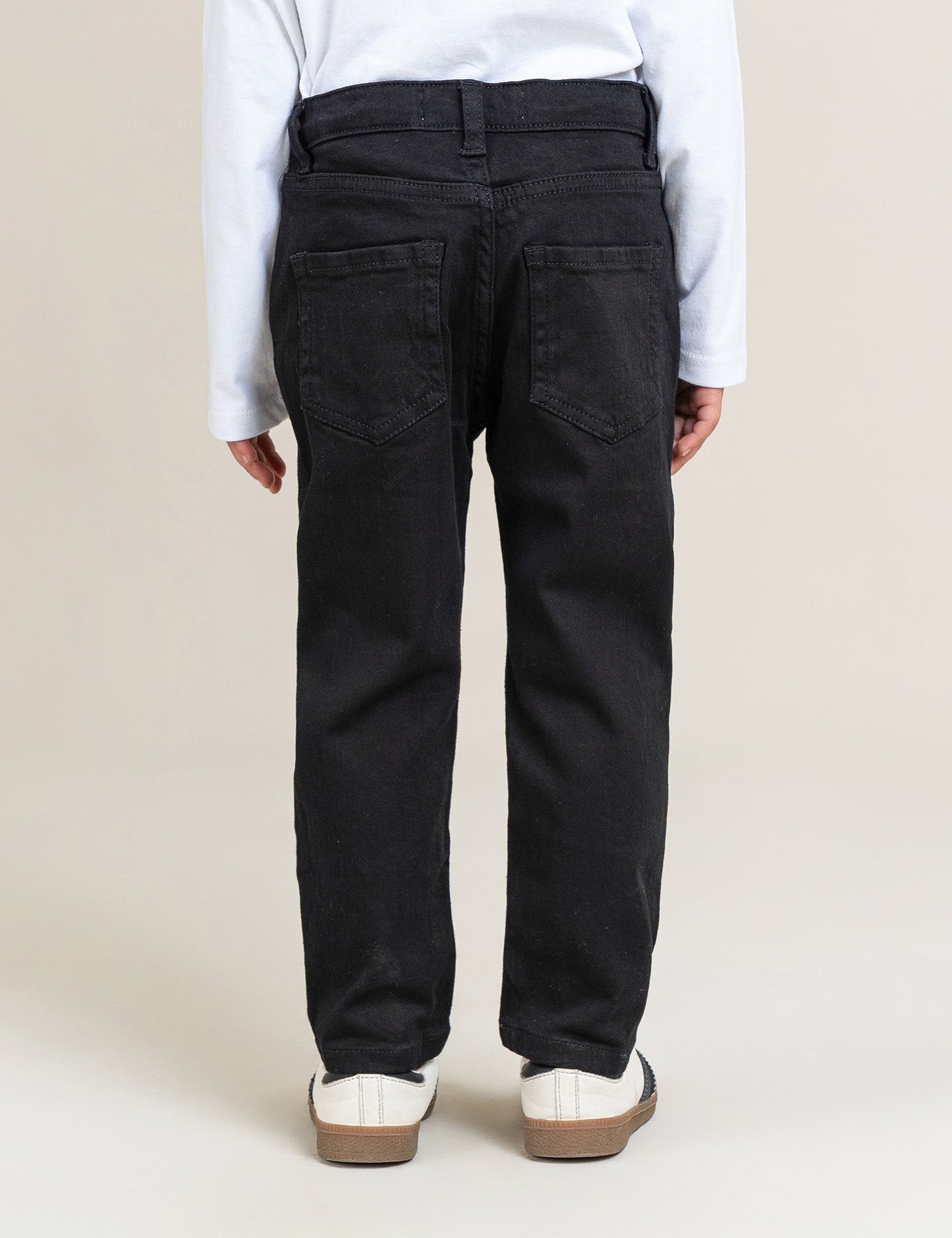 SLIM FIT JEANS