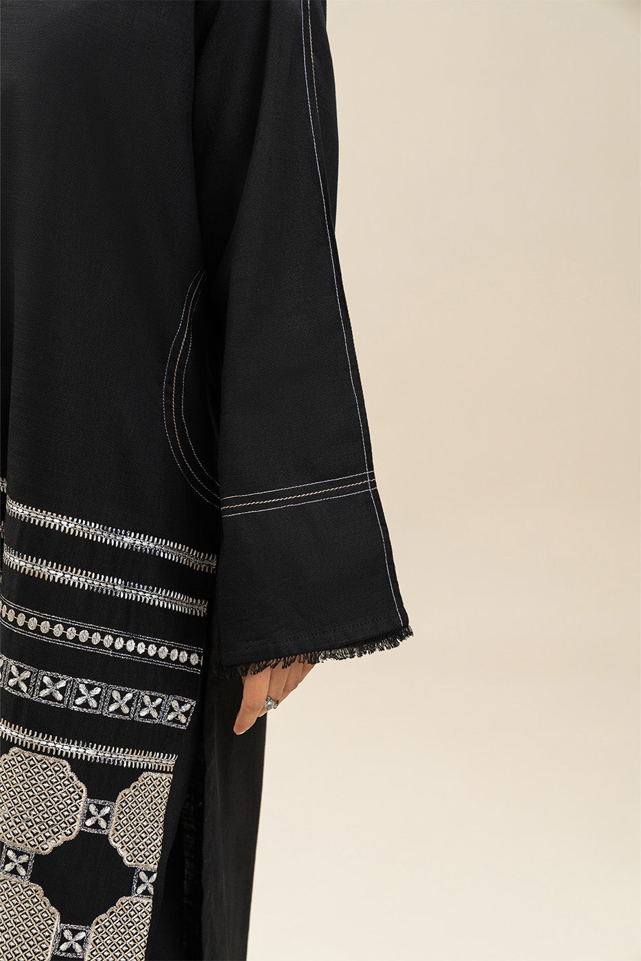 3 PIECE EMBROIDERED KHADDAR SUIT (PRET)