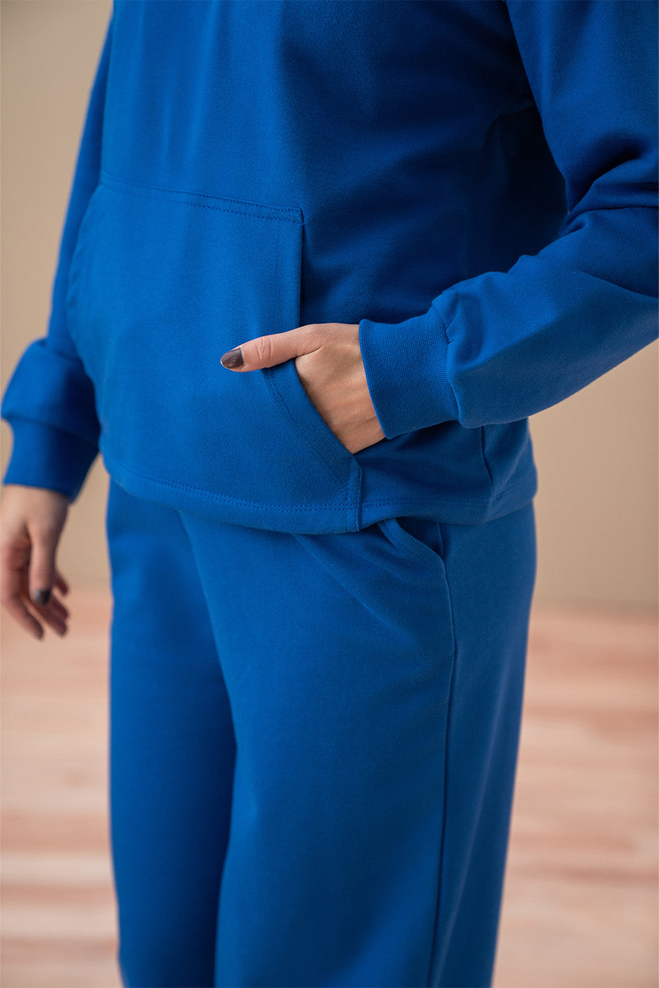 RELAXED FIT HOODIE