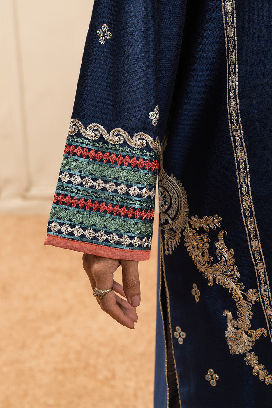 3 PIECE EMBROIDERED TWO TONE SUIT (PRET)