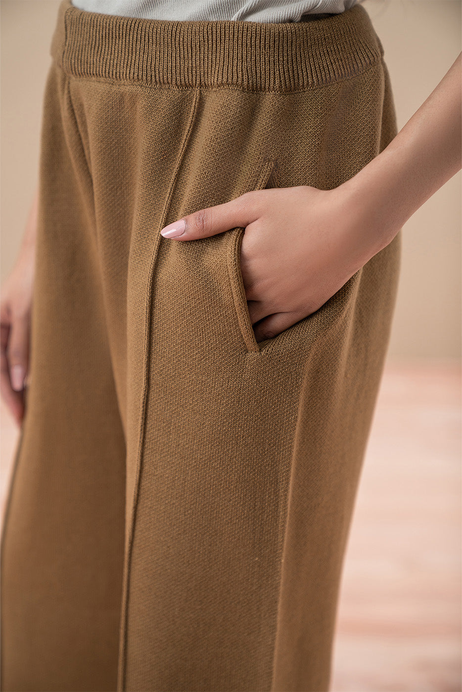 WIDE LEG TROUSER