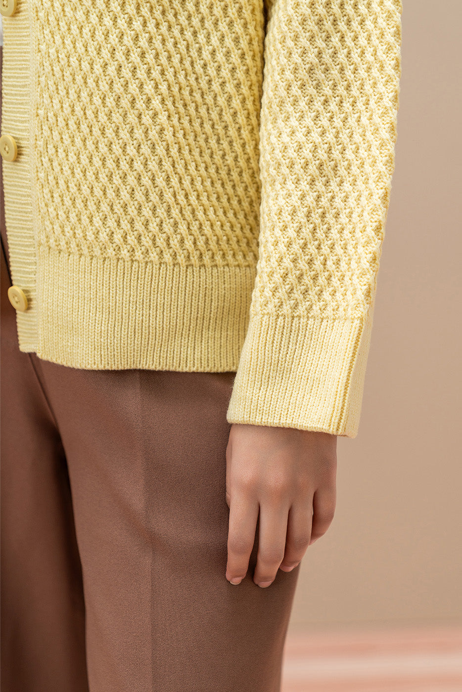 CREW NECK CARDIGAN