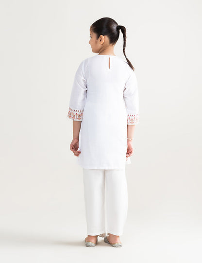 ETHNIC EMBROIDERED TOP
