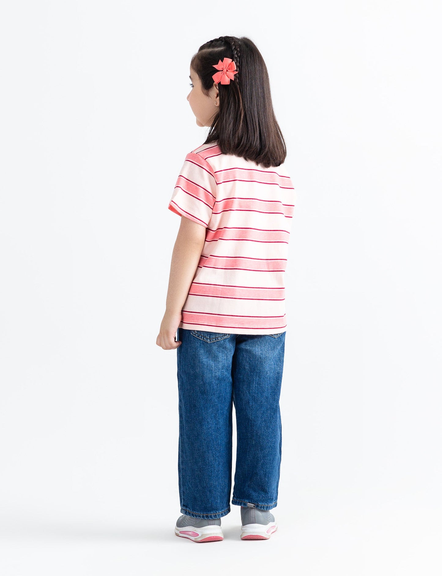FLORAL EMBROIDERED T-SHIRT