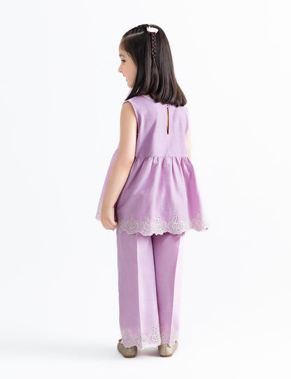 SLEEVELESS EMBROIDERED HEM TOP