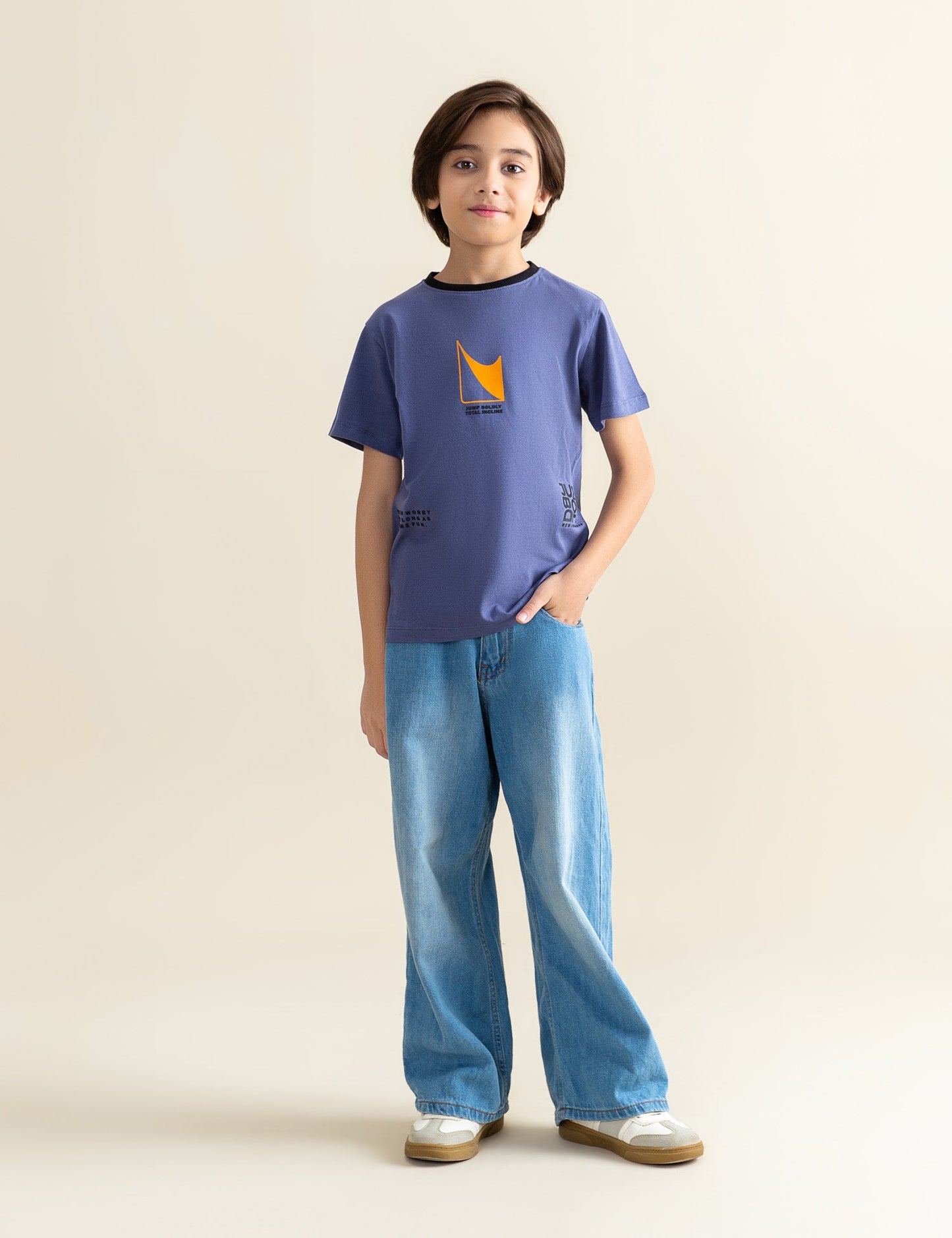 JUMP BOLDLY PRINTED T-SHIRT
