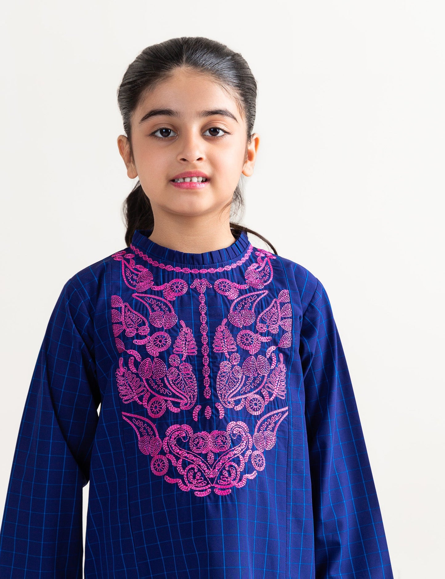 2 PIECE CONTRAST EMBROIDERED SUIT