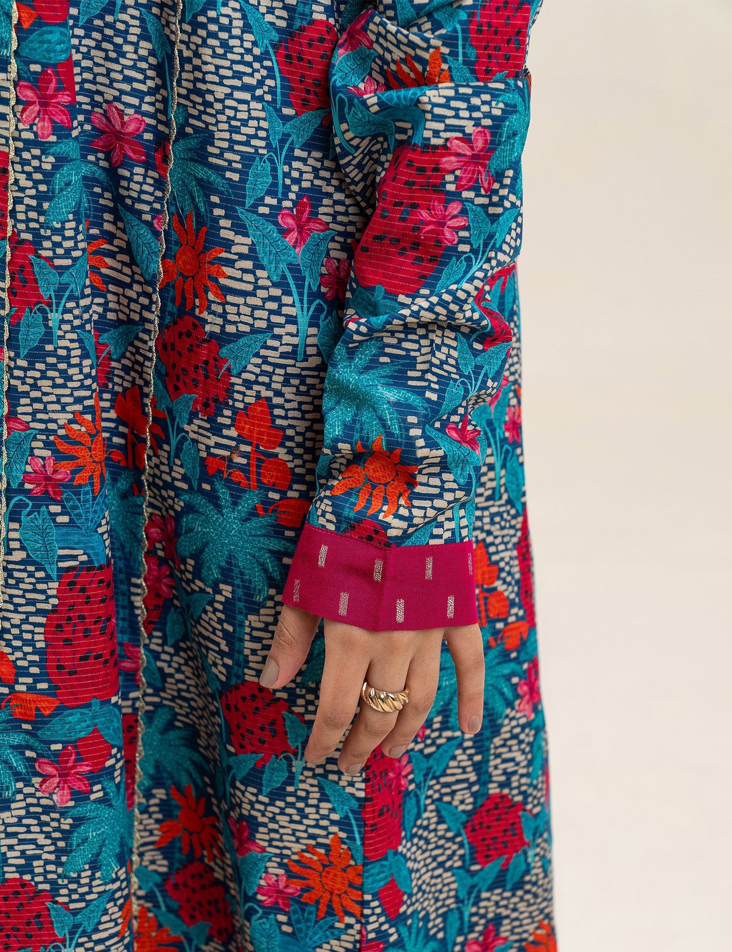 2 PIECE PRINTED SUIT