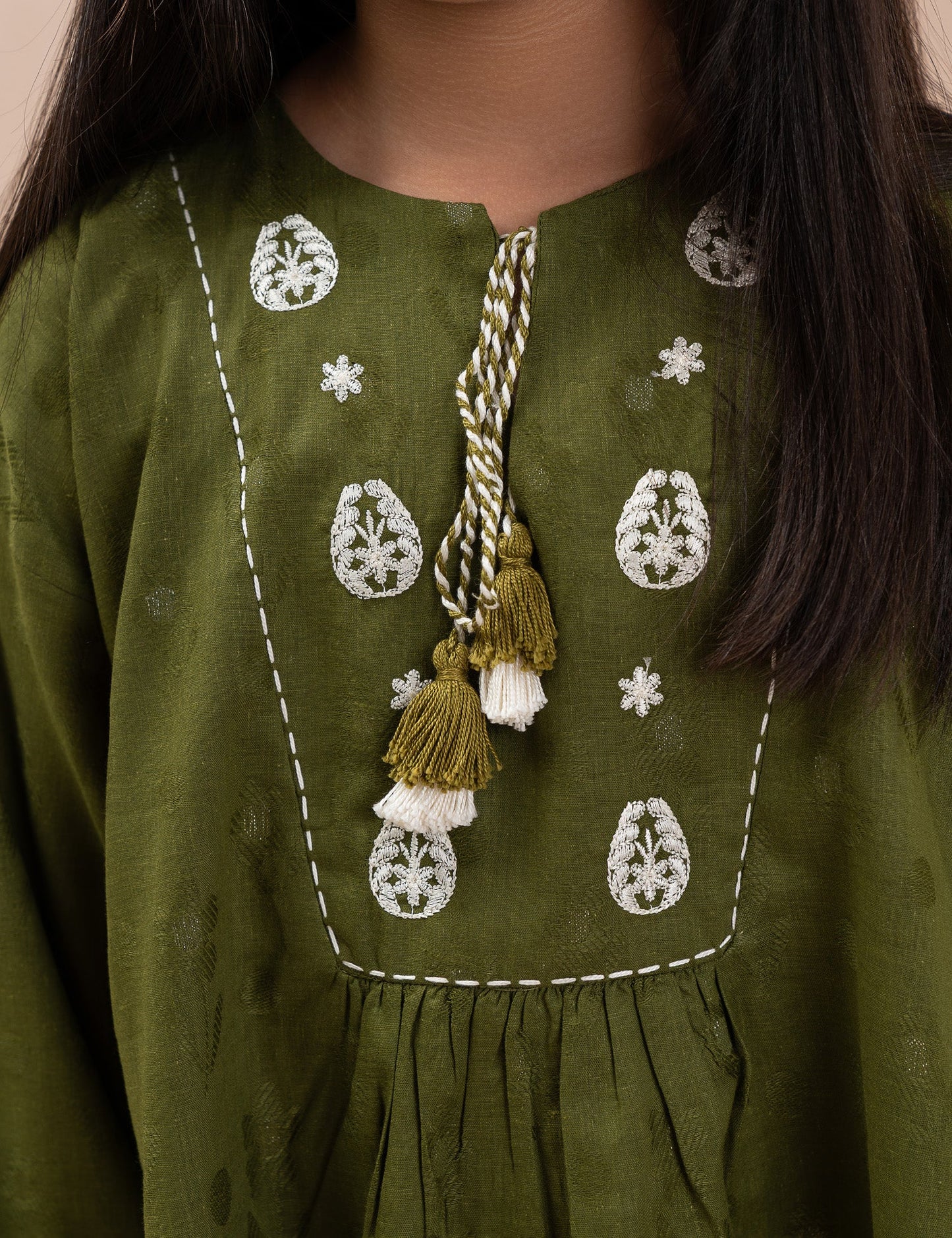 EMBROIDERED TOP