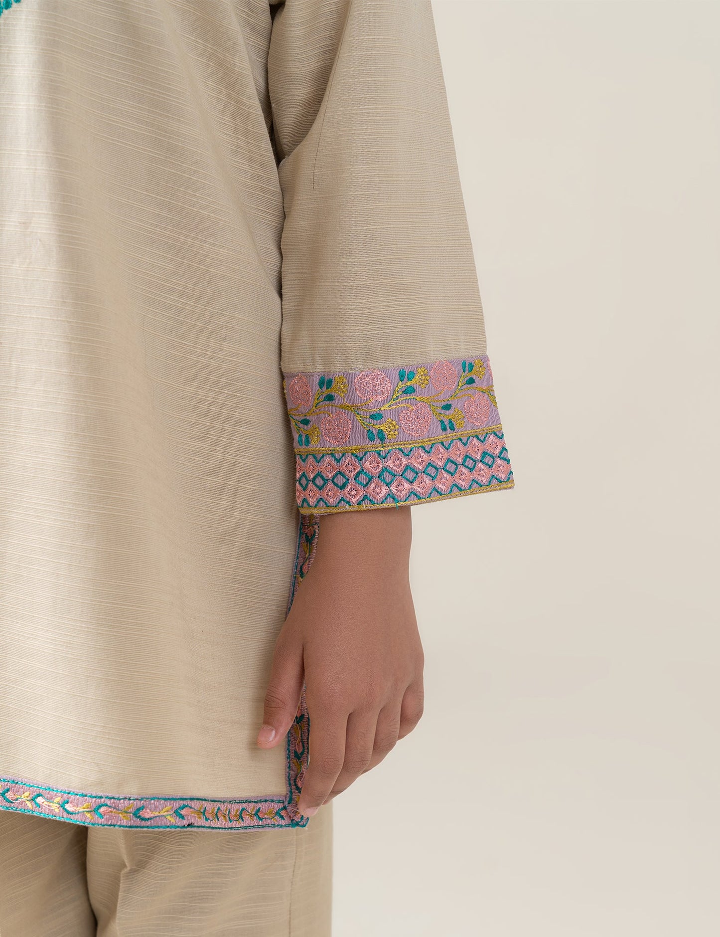 2 PIECE FLORAL EMBROIDERED SUIT