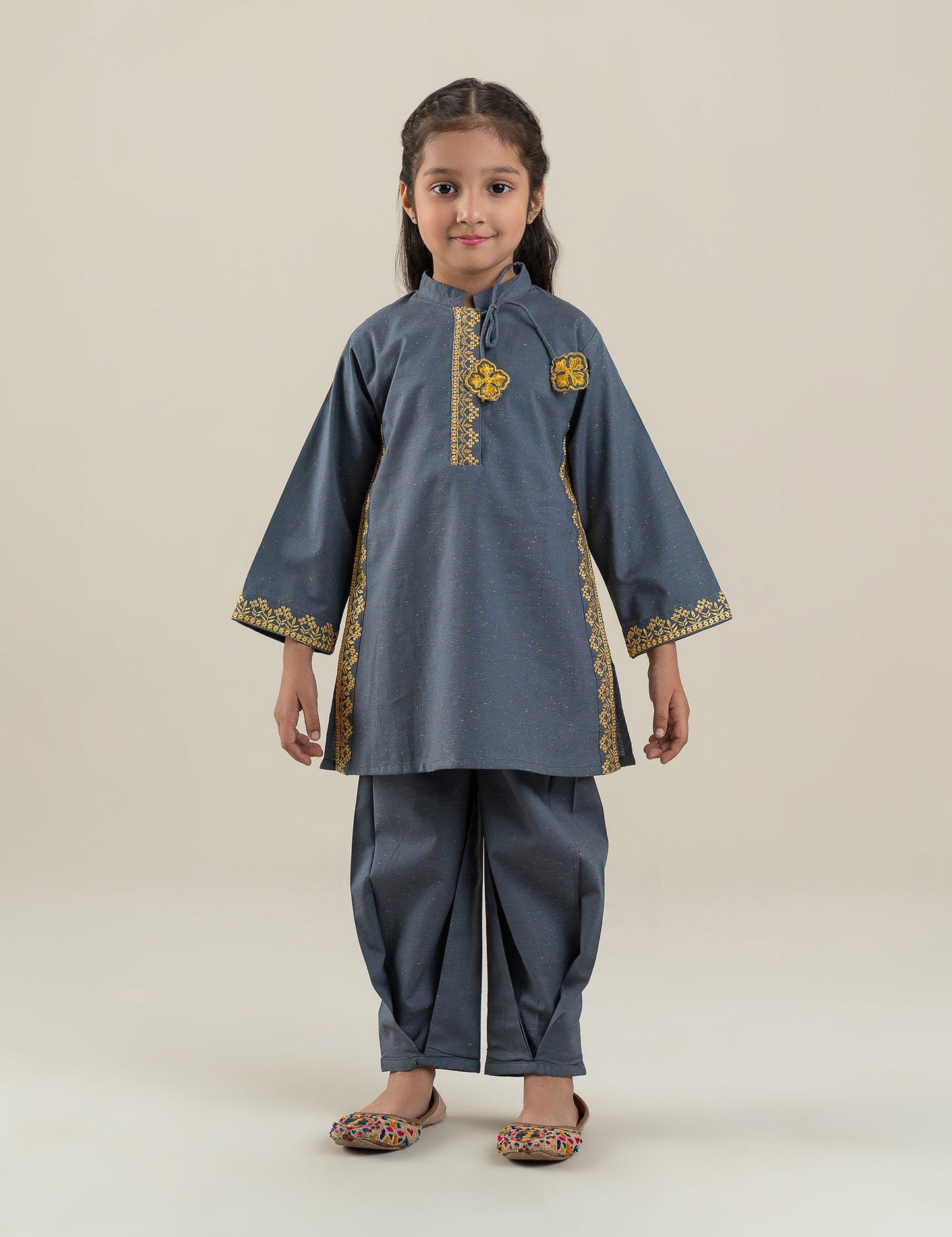 2 PIECE CONTRAST EMBROIDERED SUIT