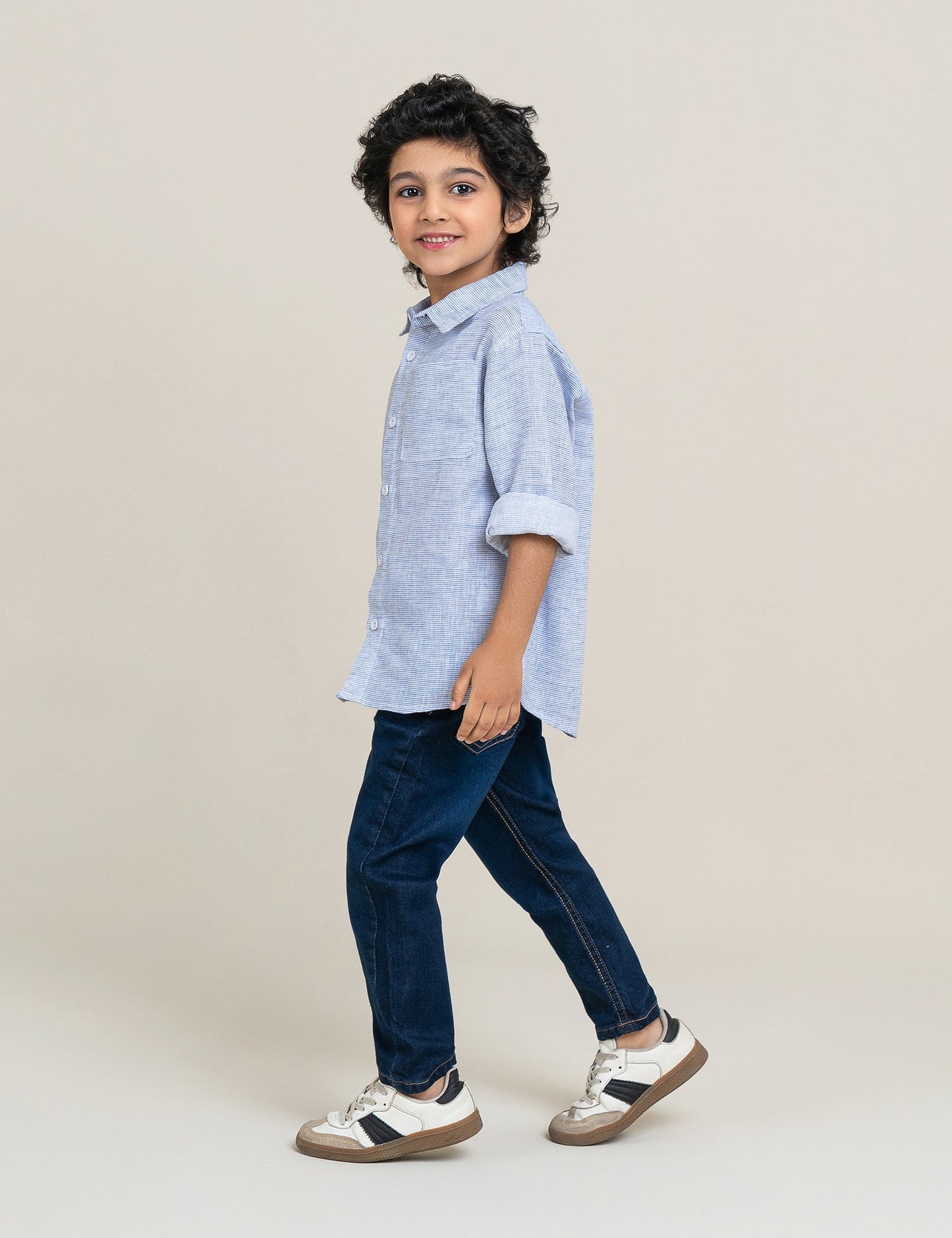 BUTTON DOWN SHIRT