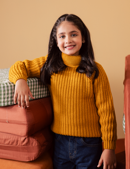 TURTLENECK SWEATER