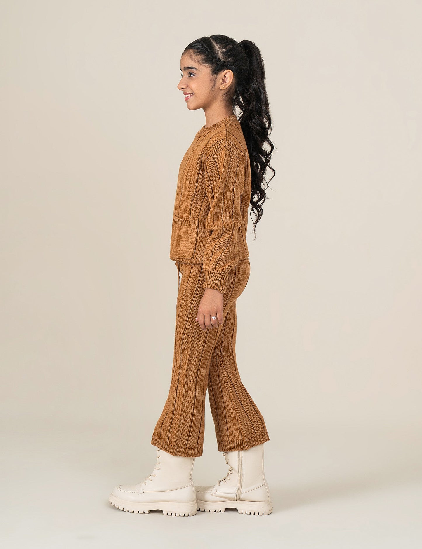 CABLE KNIT SWEATER