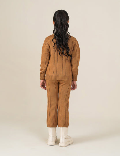 CABLE KNIT SWEATER