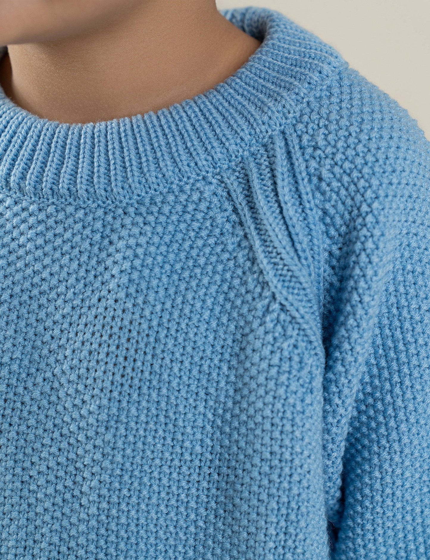 CREW NECK SWEATER