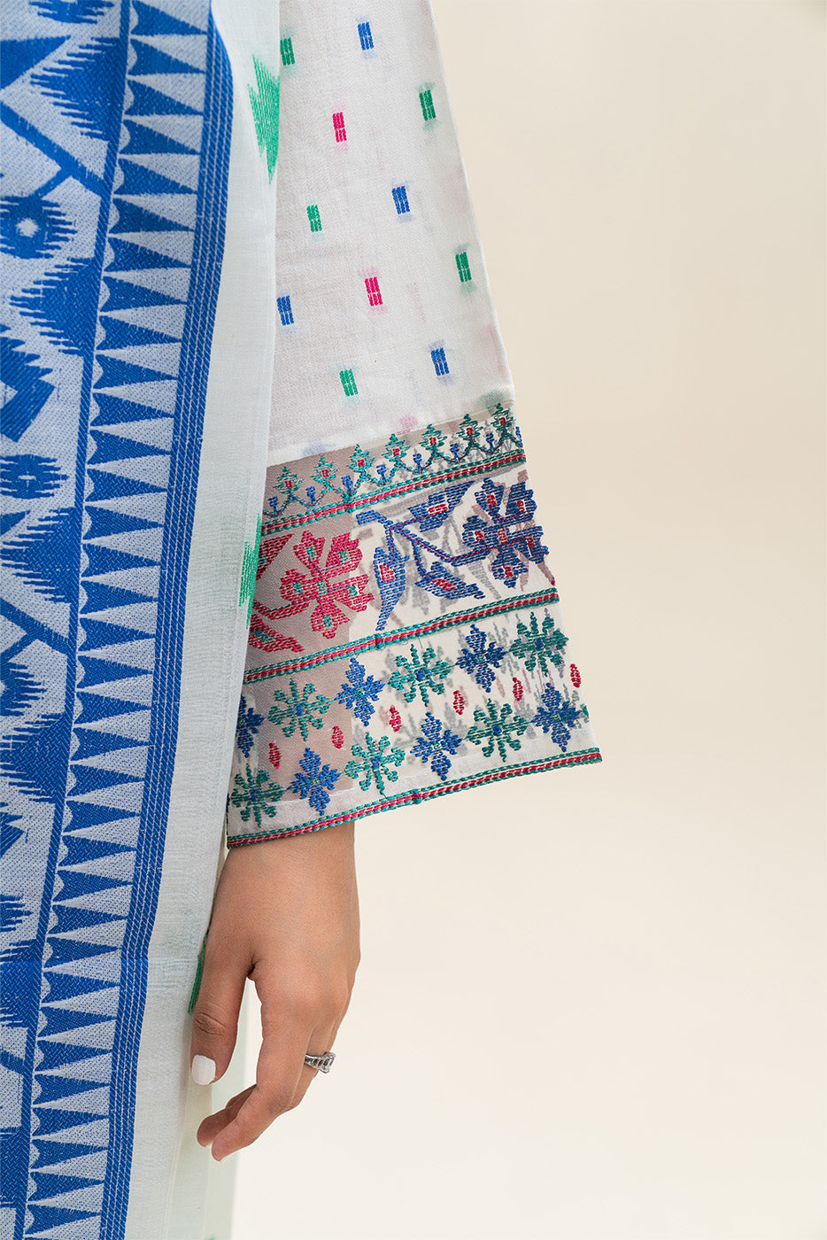EMBROIDERED JACQUARD SHIRT (PRET)