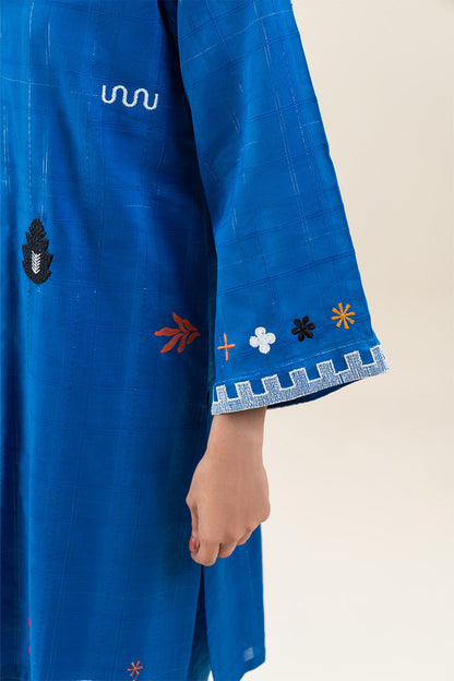 2 PIECE EMBROIDERED DORIA SUIT (PRET)