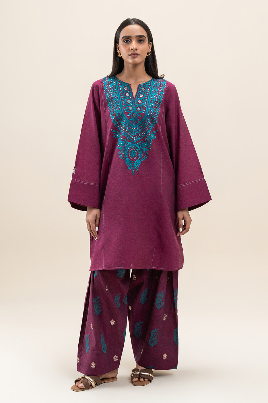 EMBROIDERED CHAMBRAY SHIRT (PRET)