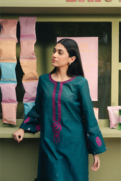 EMBROIDERED CHAMBRAY SHIRT (PRET)