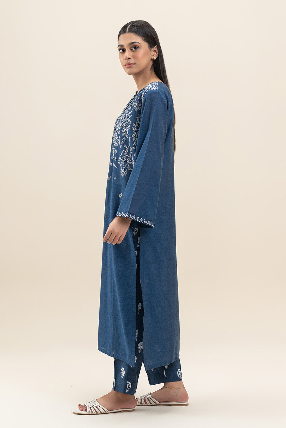 2 PIECE EMBROIDERED CHAMBRAY SUIT (PRET)