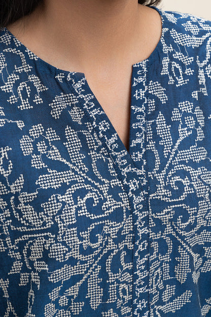 2 PIECE EMBROIDERED CHAMBRAY SUIT (PRET)