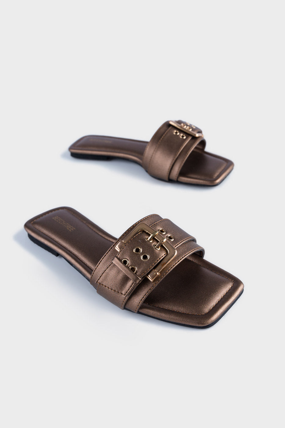FOOTWEAR
