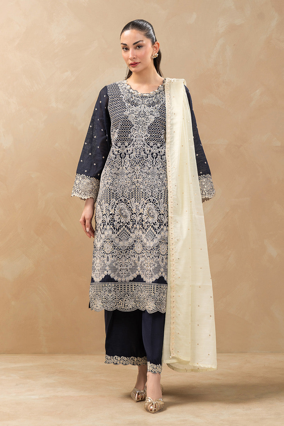 2 PIECE LUXURY MONARK SUIT (LUXURY-PRET)