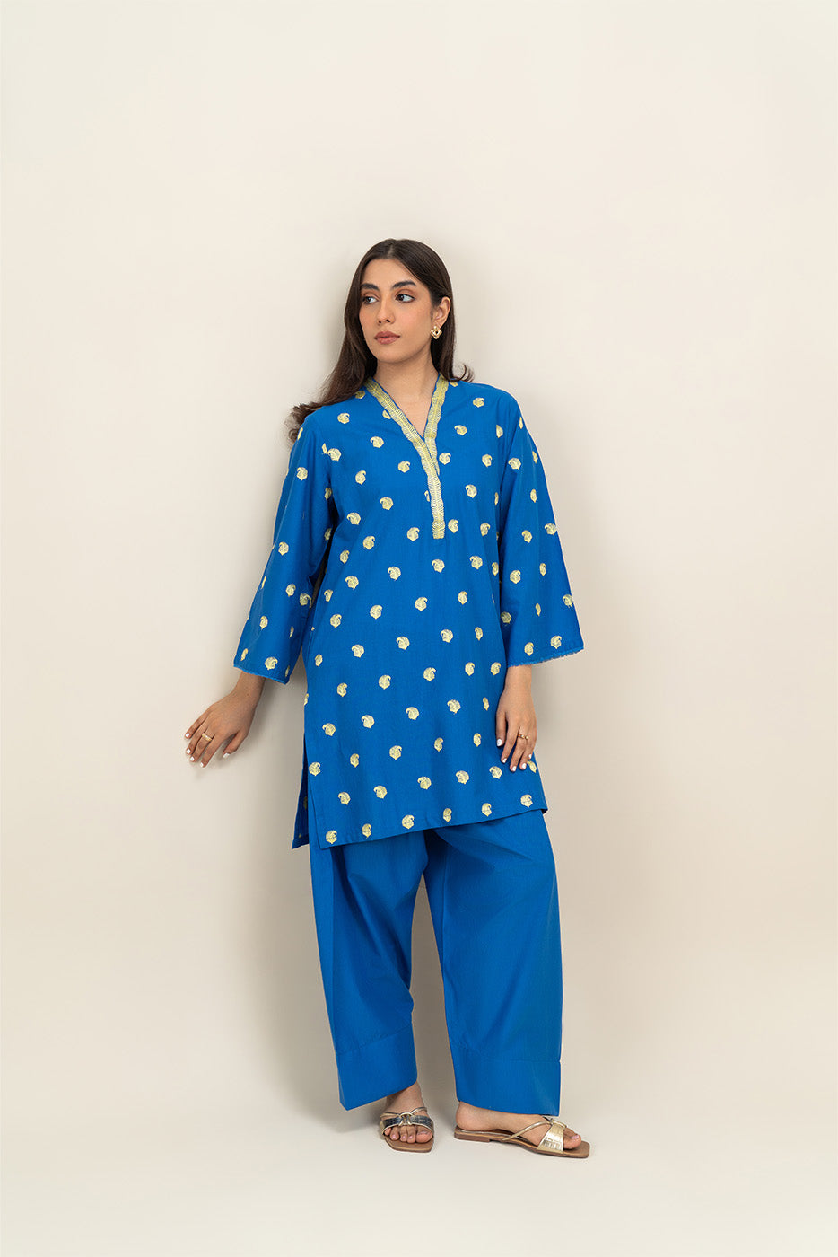 EMBROIDERED LAWN SHIRT (PRET)