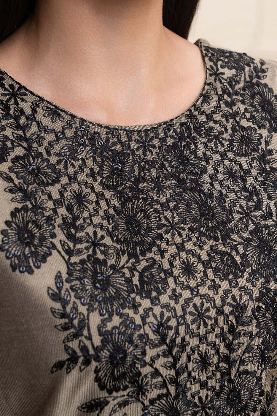 EMBROIDERED TWO TONE  SHIRT (PRET)