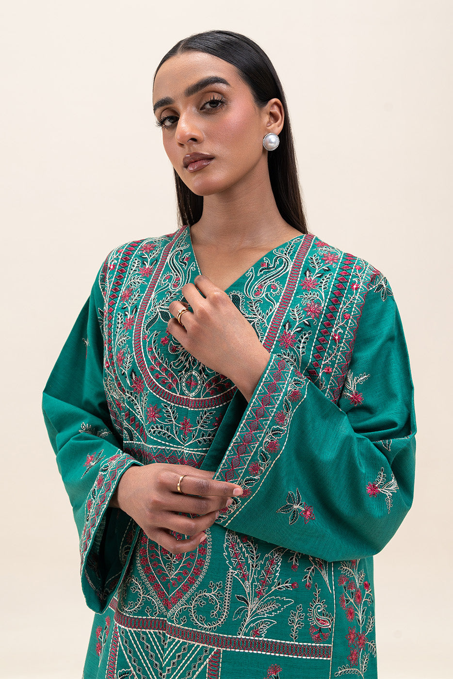 EMBROIDERED KHADDAR SHIRT (PRET)