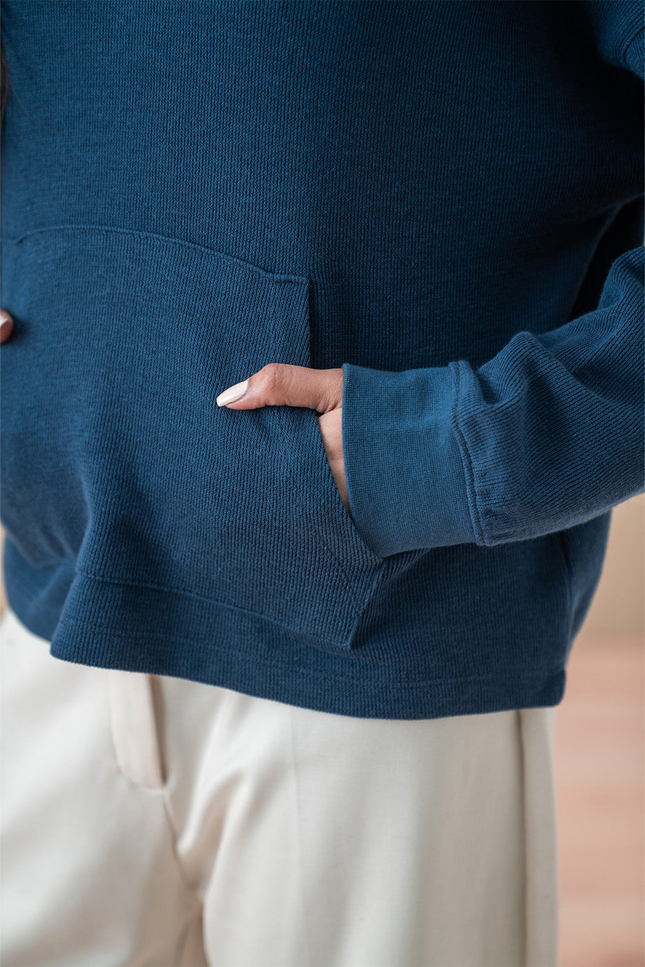 TEXTURED HOODIE