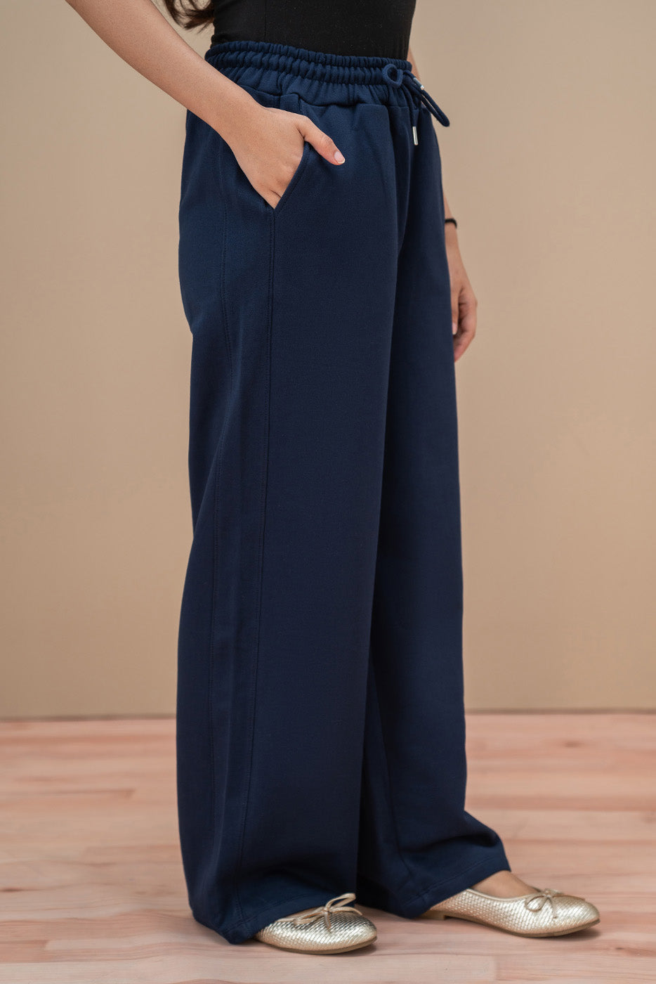 WIDE LEG TROUSER