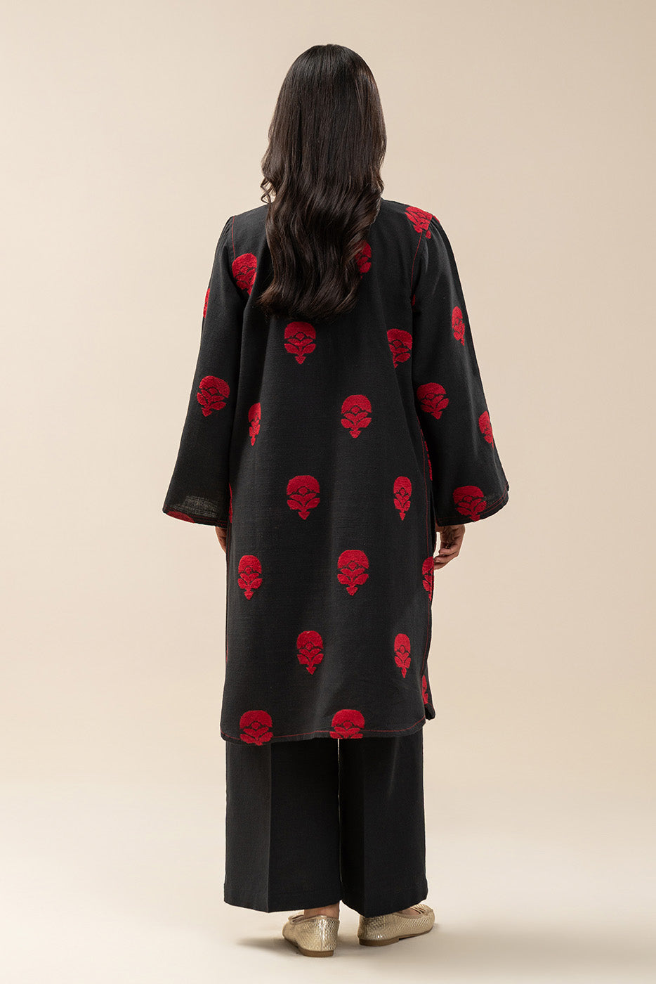 2 PIECE BASIC VELVET KHADDAR SUIT (PRET)