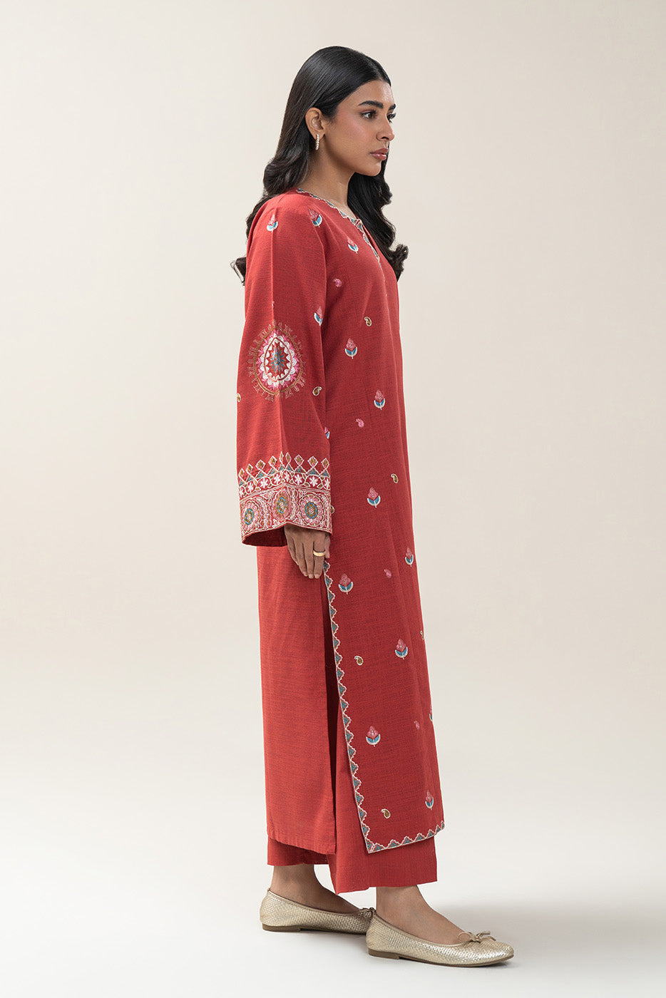 2 PIECE EMBROIDERED TWO WAY SLUB SUIT (PRET)