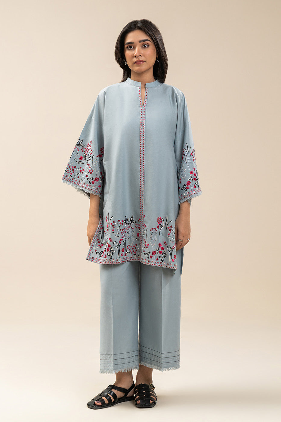 2 PIECE EMBROIDERED CAMBRIC SUIT (PRET)