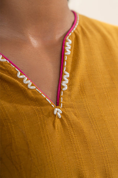 2 PIECE EMBROIDERED DOBBY SUIT (PRET)