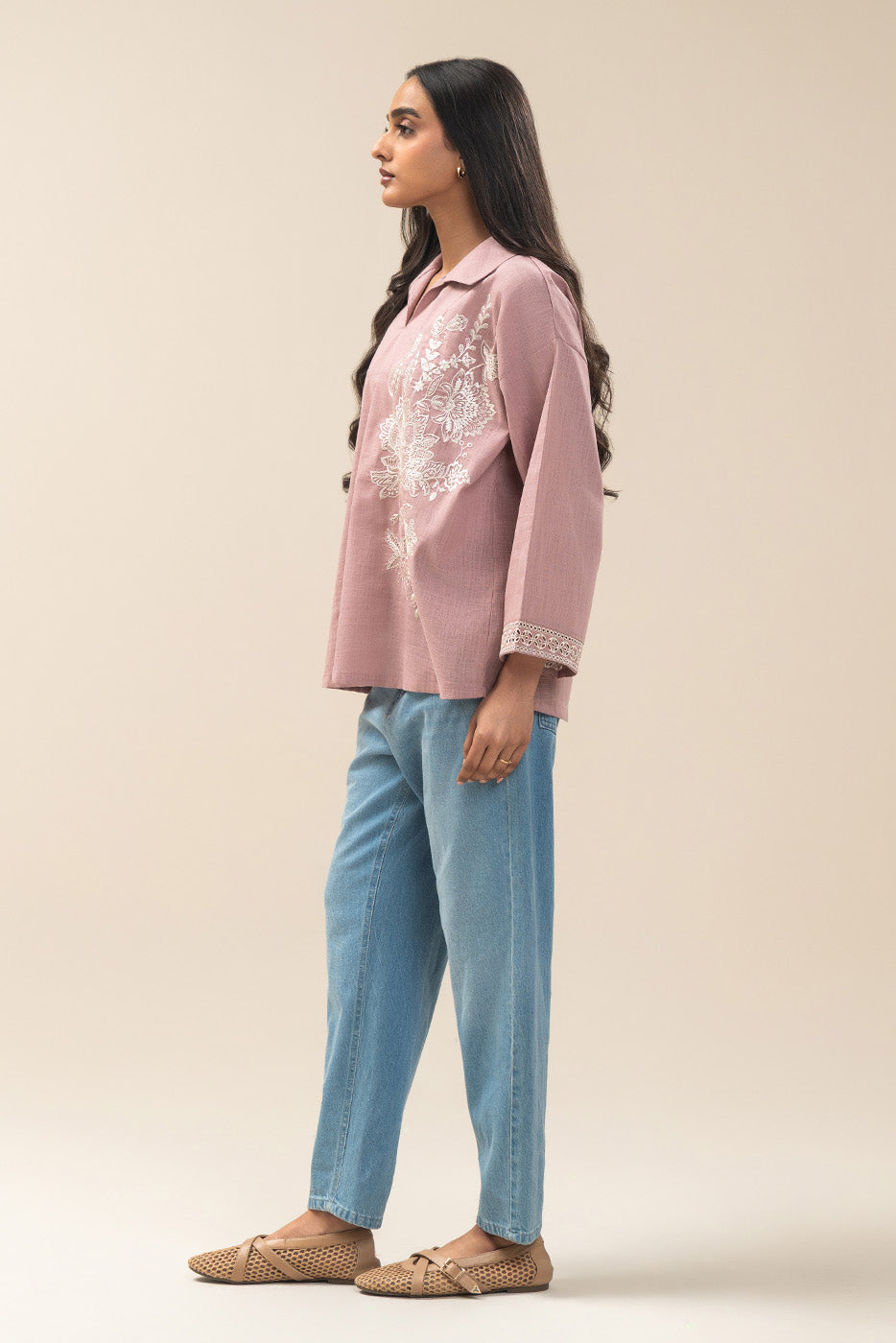 EMBROIDERED TWO WAY SLUB SHIRT (PRET)
