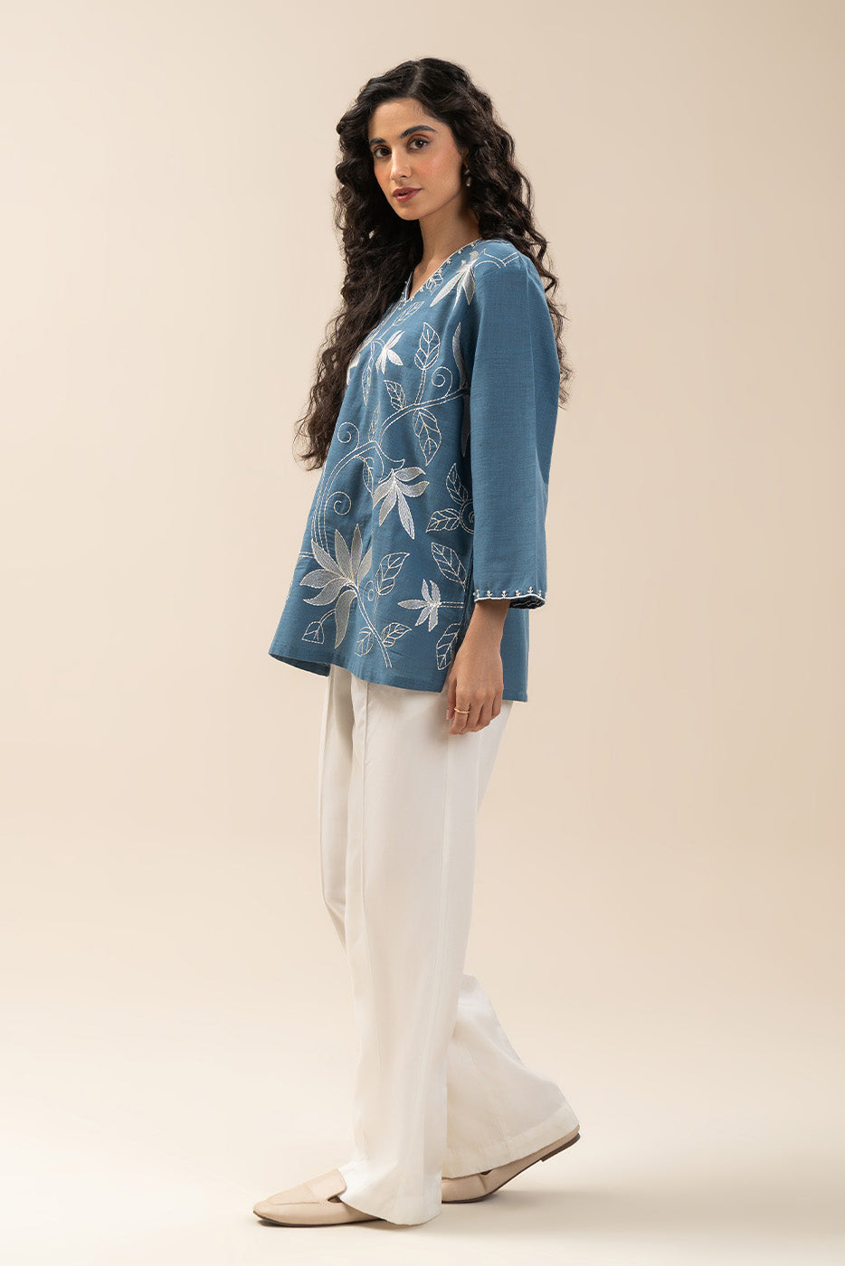EMBROIDERED TWO WAY SLUB TOP (PRET)