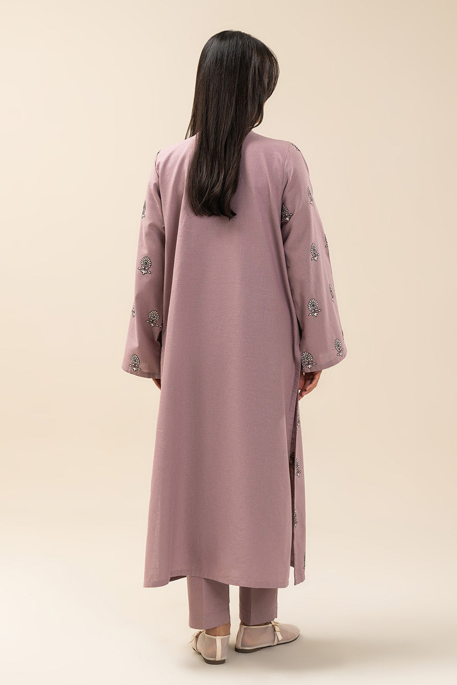 2 PIECE EMBROIDERED COTTON LINEN SUIT (PRET)