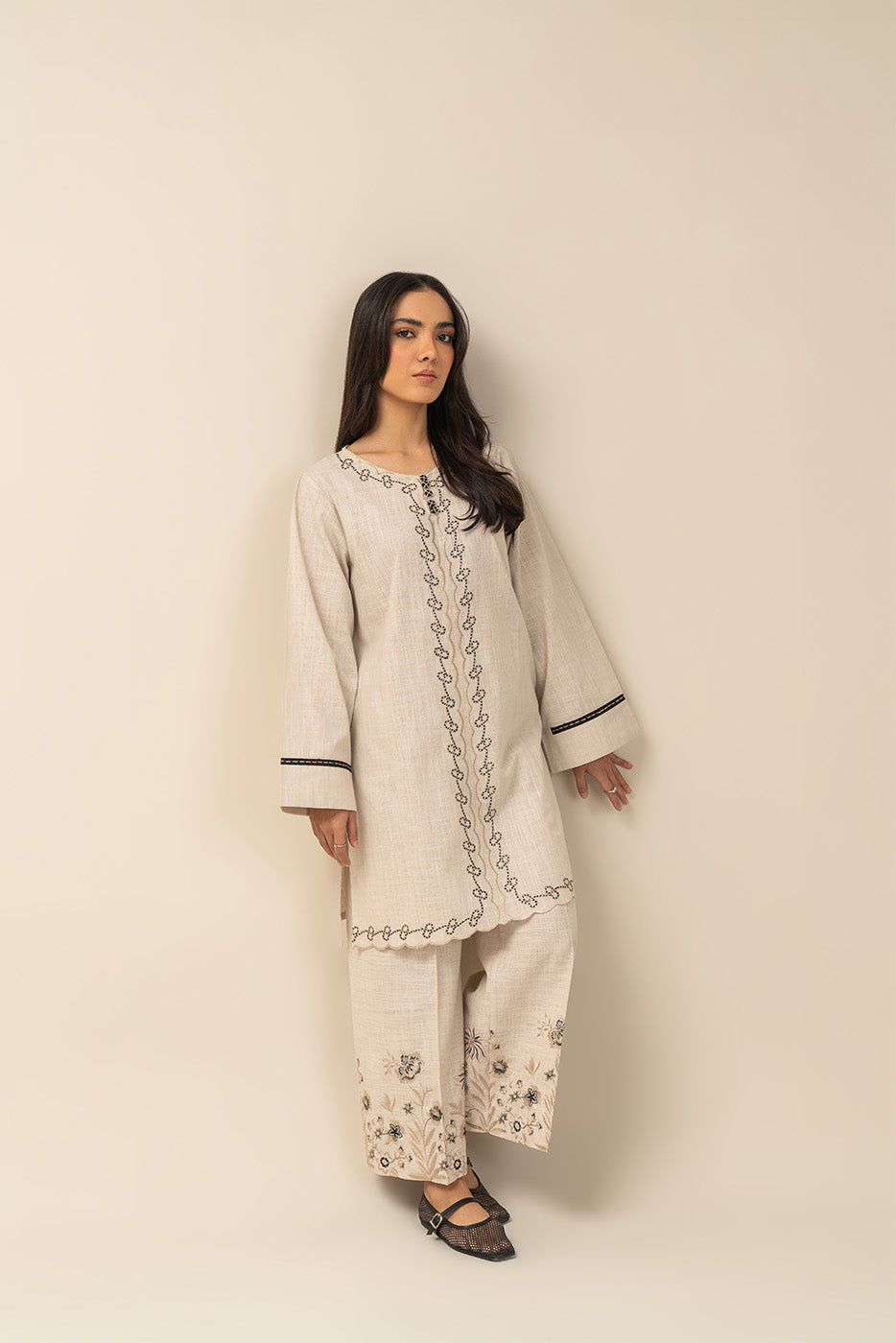 2 PIECE EMBROIDERED TWO WAY SLUB SUIT (PRET)