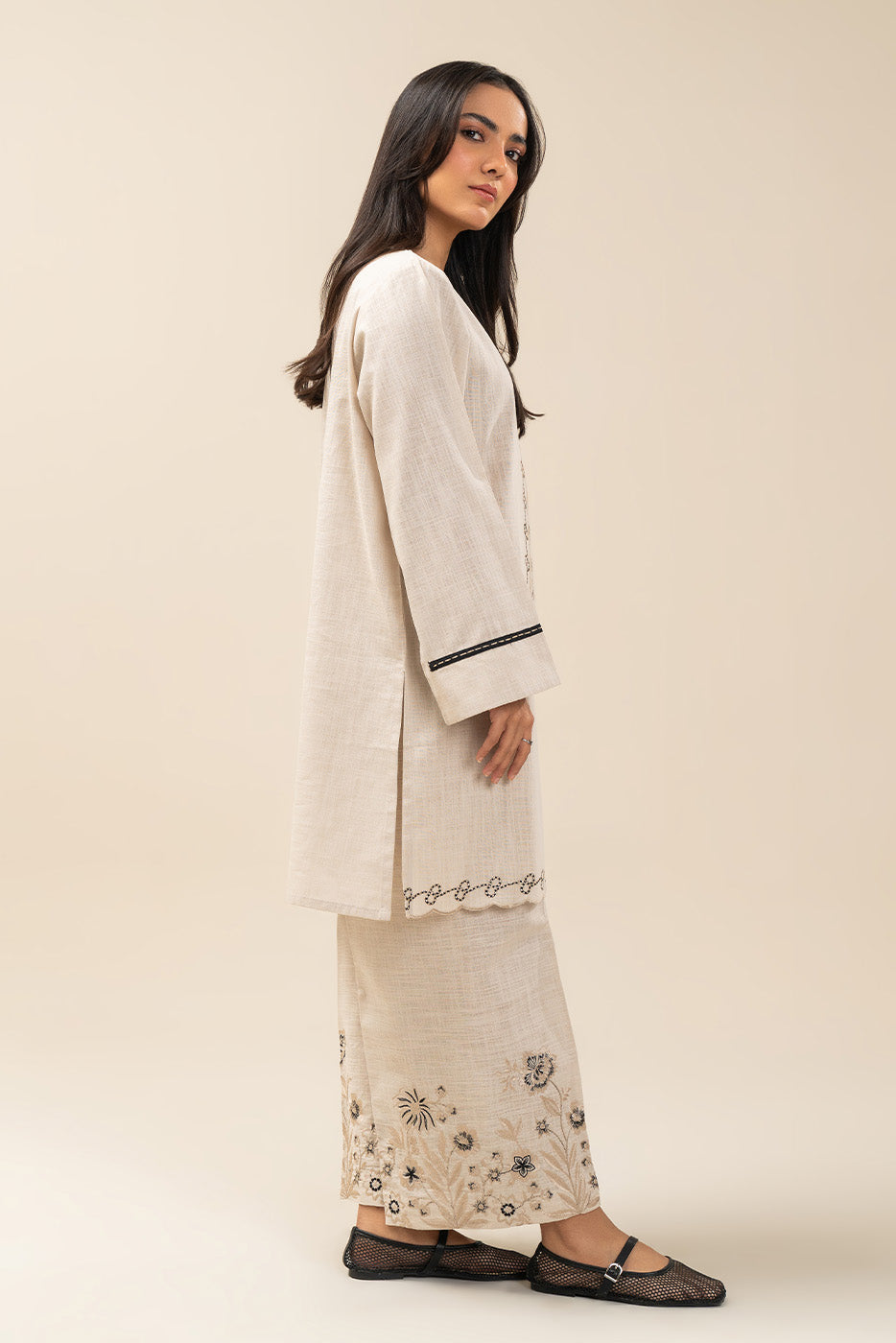 2 PIECE EMBROIDERED TWO WAY SLUB SUIT (PRET)