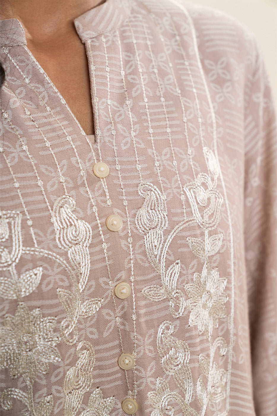 EMBROIDERED YARN DYED SELF JACQUARD SHIRT (PRET)