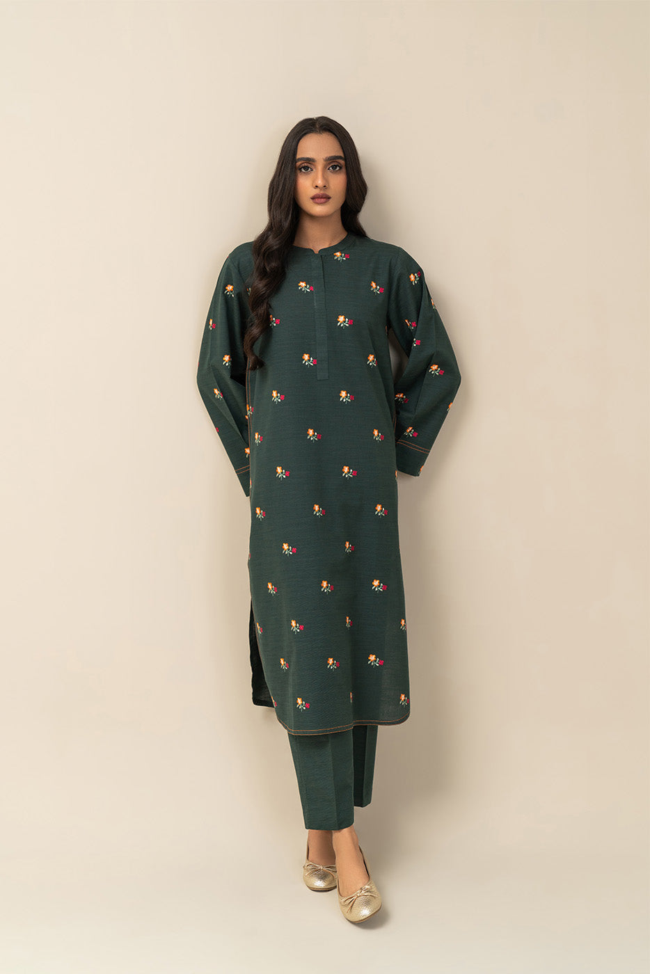 2 PIECE EMBROIDERED SLUB KHADDAR SUIT (PRET)