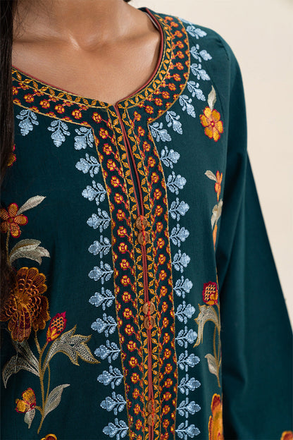 2 PIECE EMBROIDERED KARANDI SUIT (PRET)