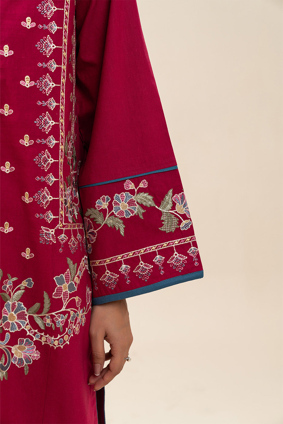 2 PIECE EMBROIDERED KARANDI SUIT (PRET)