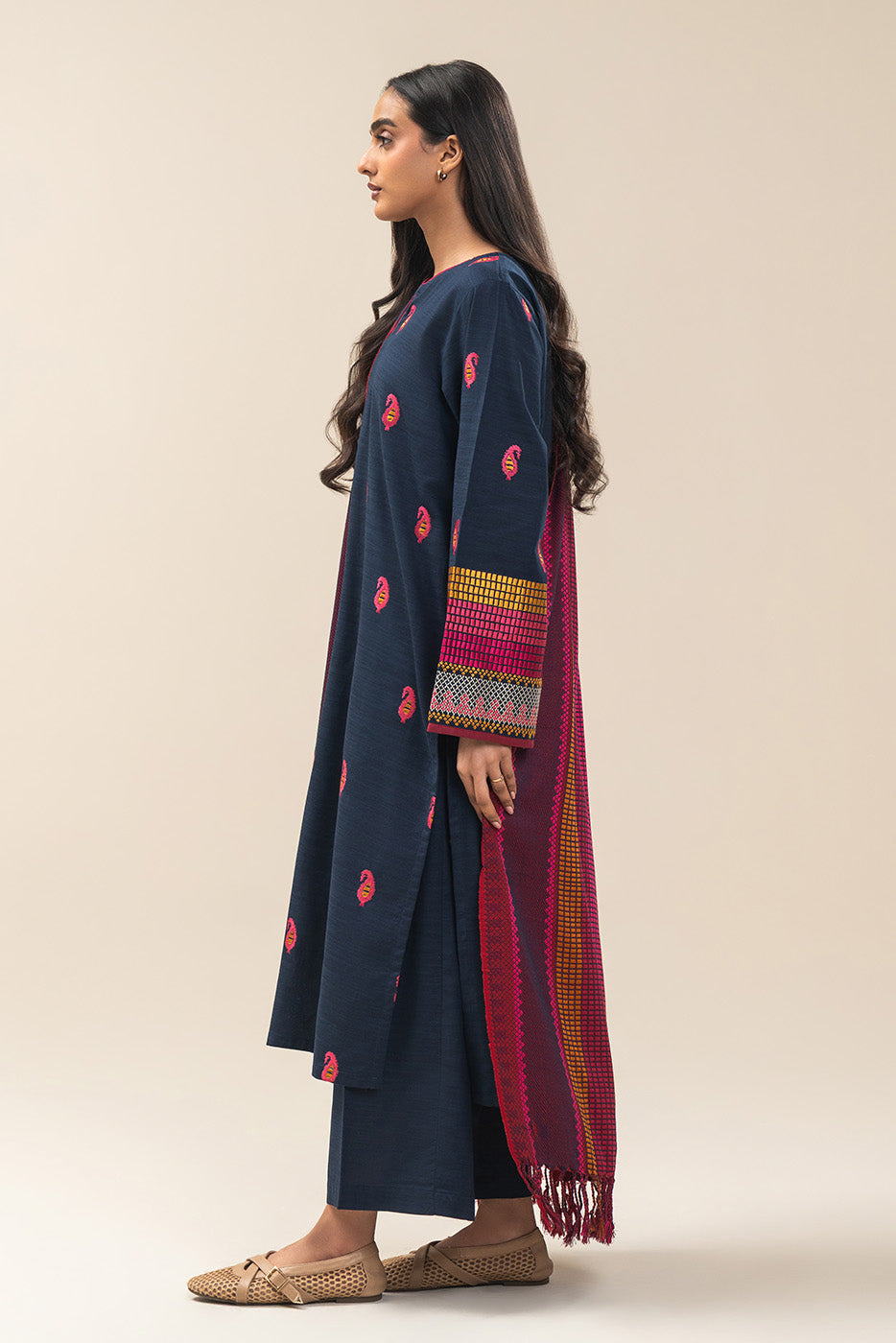 2 PIECE EMBROIDERED SLUB KHADDAR SUIT (PRET)