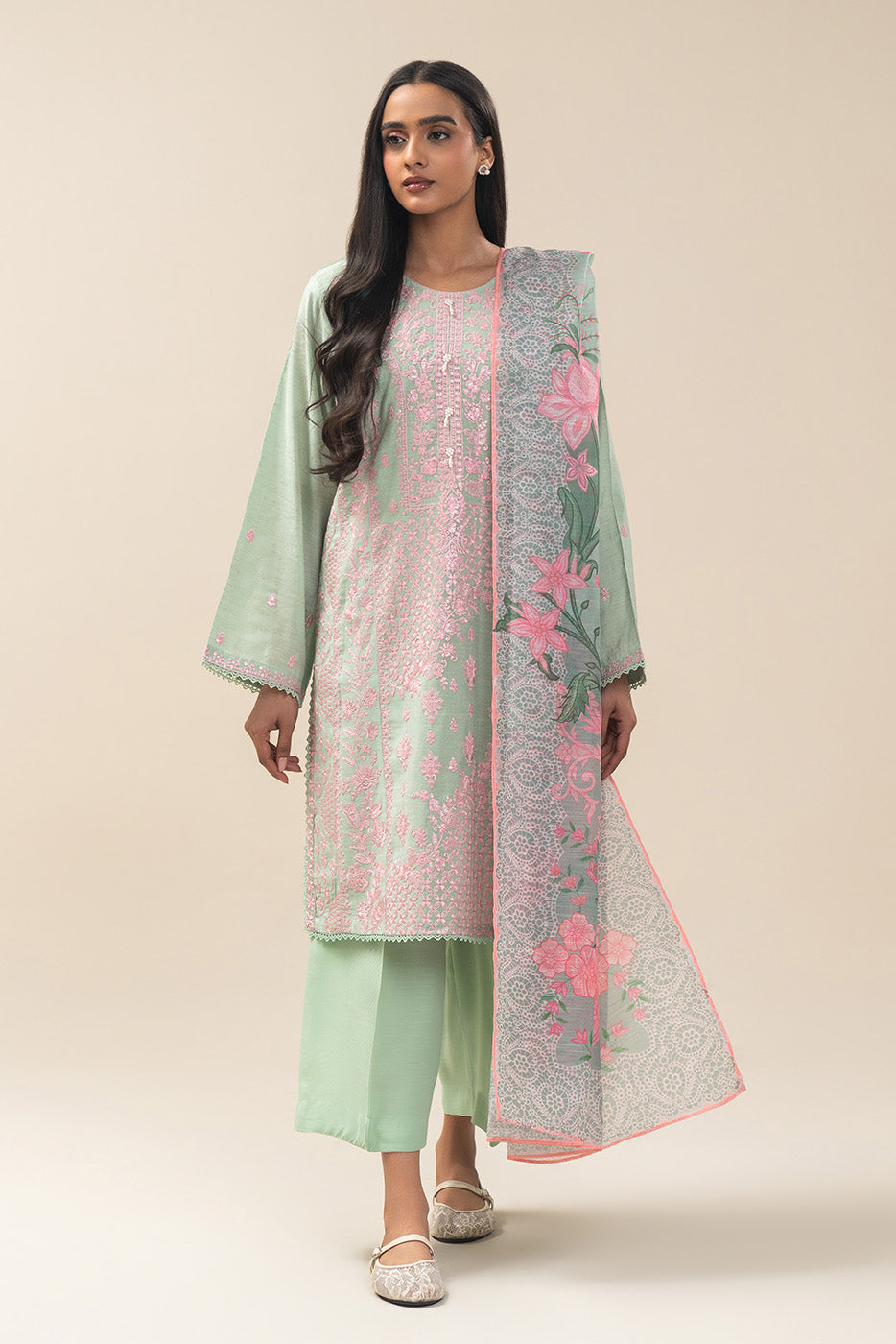 2 PIECE EMBROIDERED GOLD ZARI SUIT (PRET)